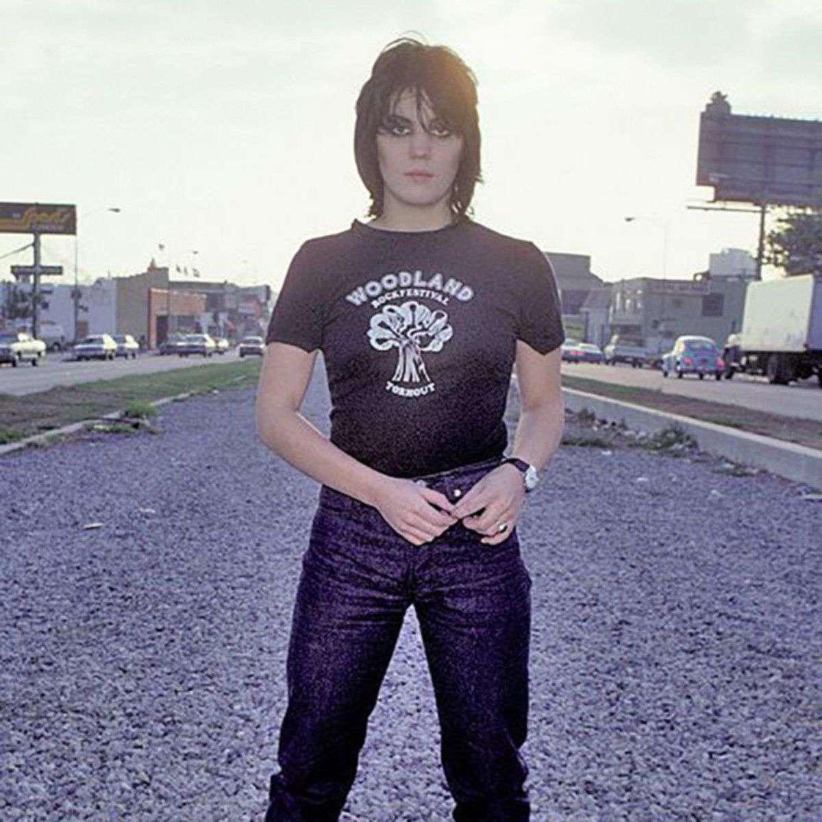 Woodland Rock Festival Unisex T-Shirt As Worn By Joan Jett 8Ball